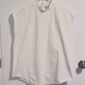 ADIDAS - white top, sporty chic